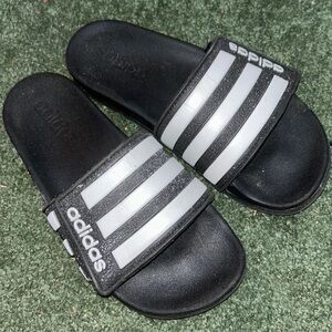 Adidas comfort support slides